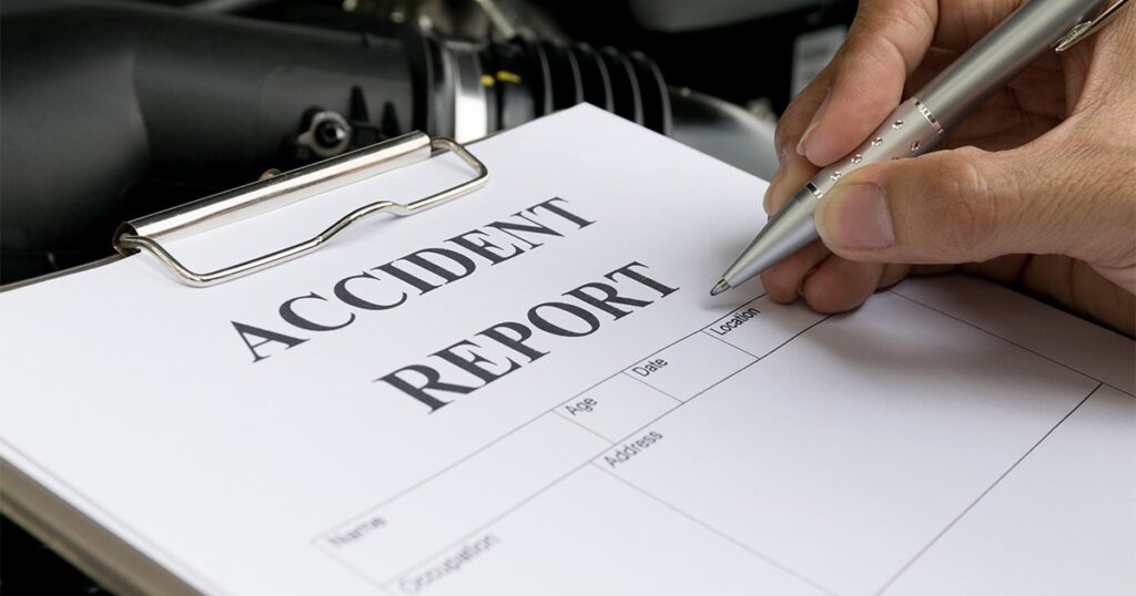 Auto accident report with a focus on how long accidents remain on driving records in Texas.